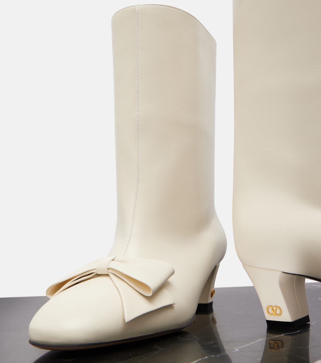 Bowow 45 leather ankle boots | Valentino Garavani