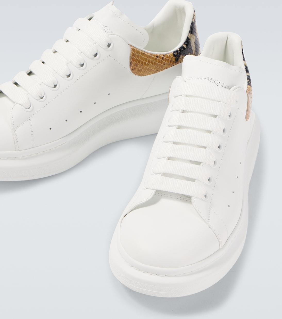 Zapatillas Oversized de piel | McQueen