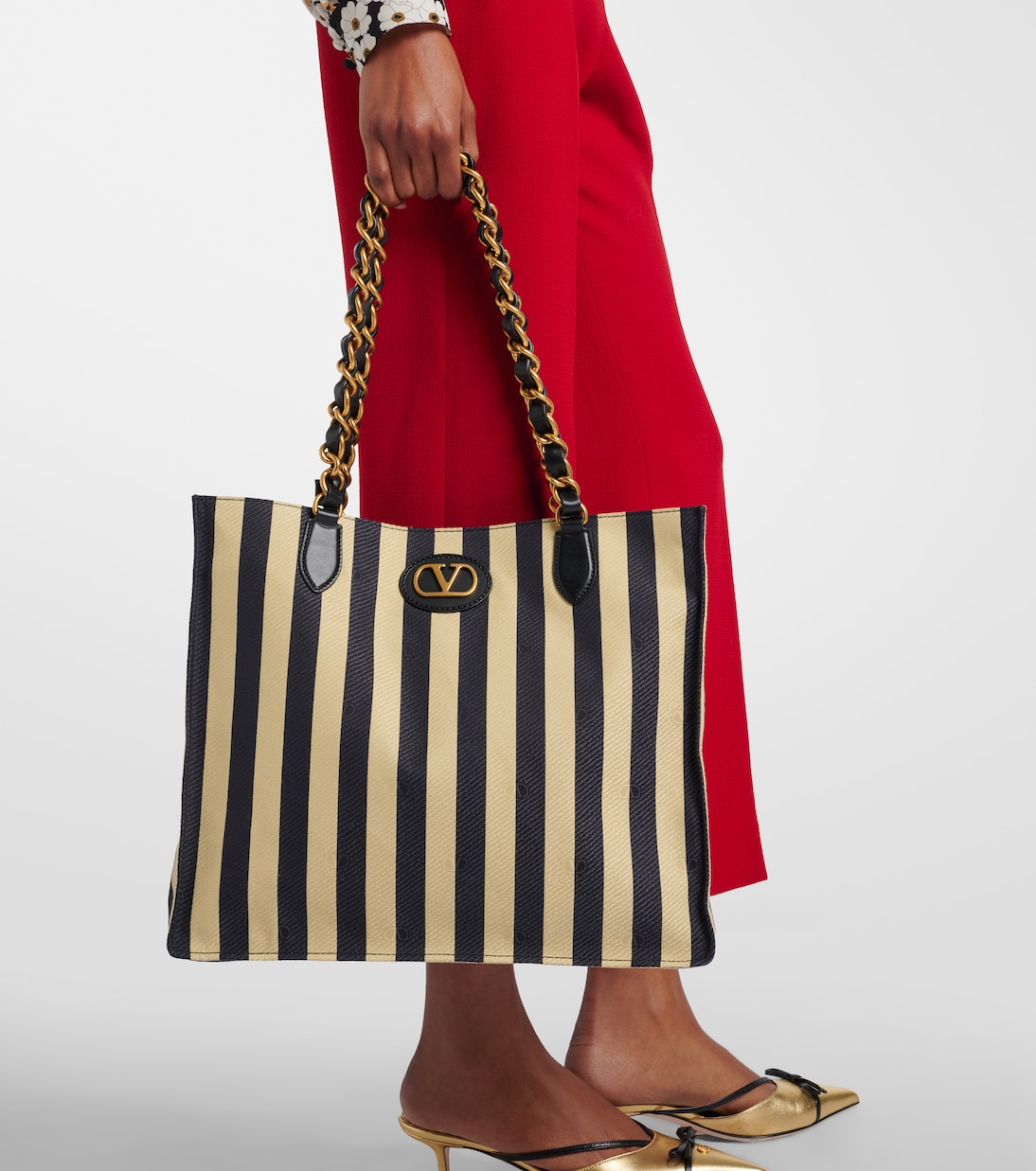Laseine Large striped tote bag | Valentino Garavani