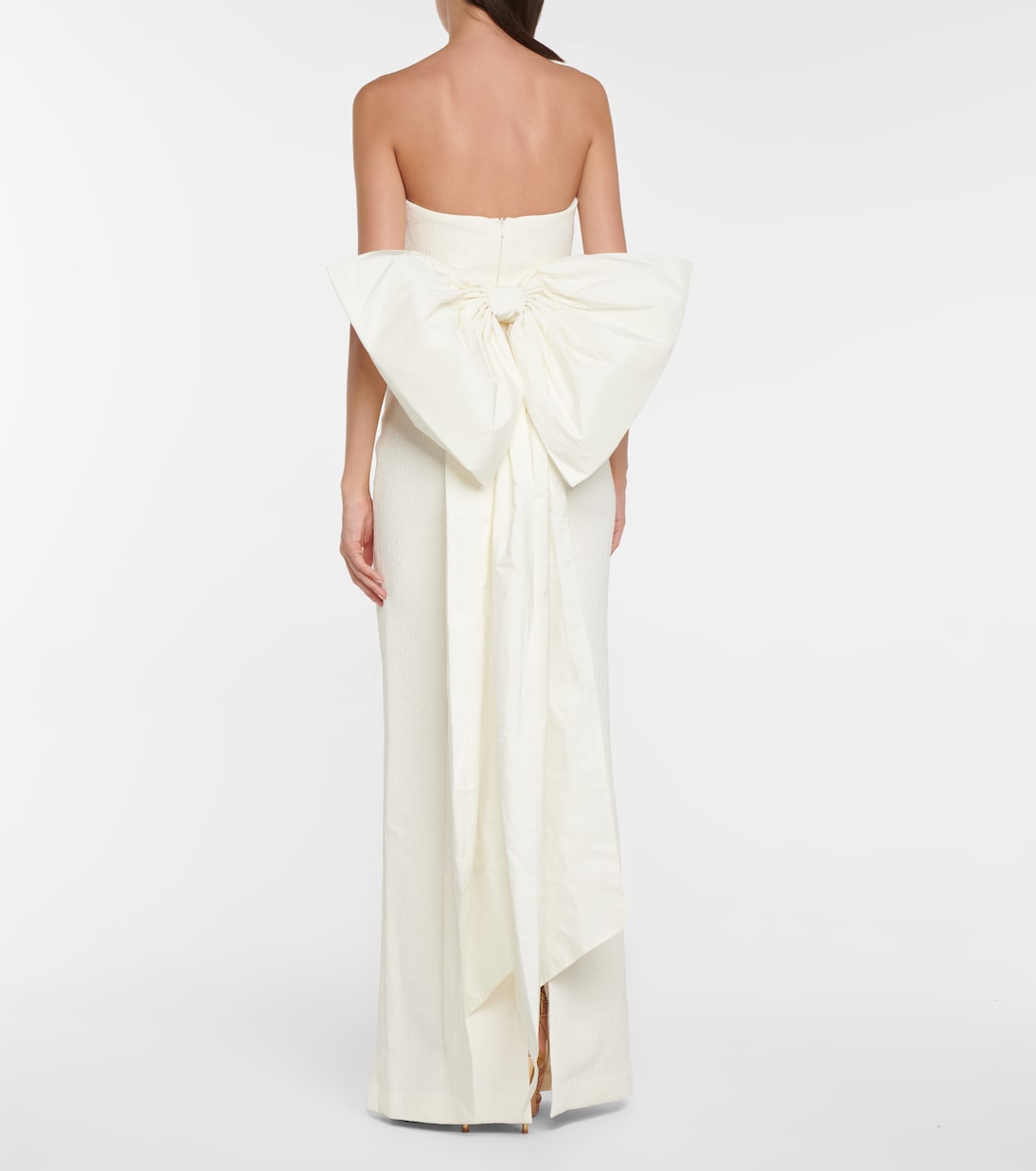 Bridal Rosette crêpe gown | Rebecca Vallance