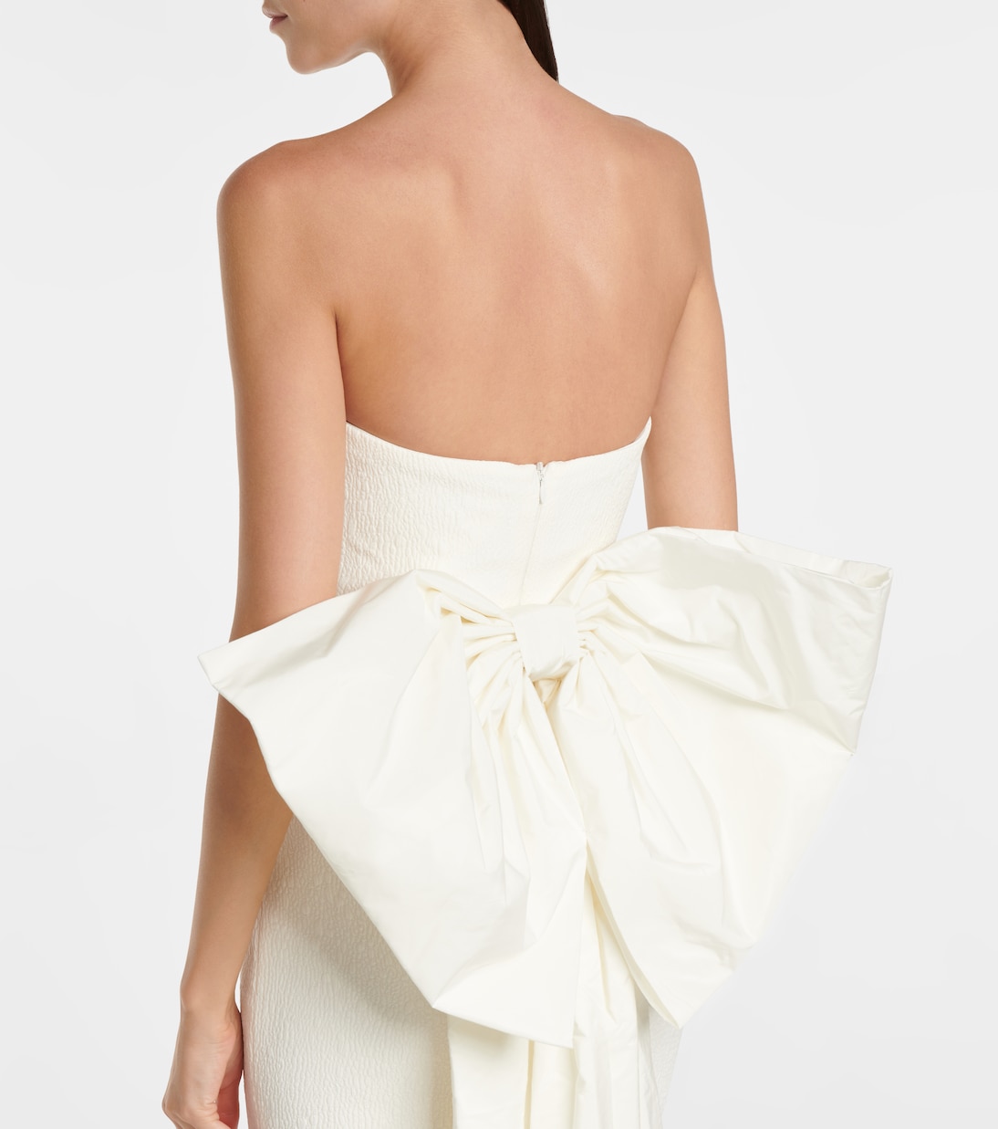 Bridal Rosette crêpe gown | Rebecca Vallance
