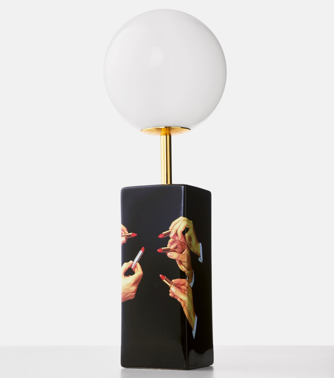 x Toiletpaper Lipstick table lamp, US plug | Seletti
