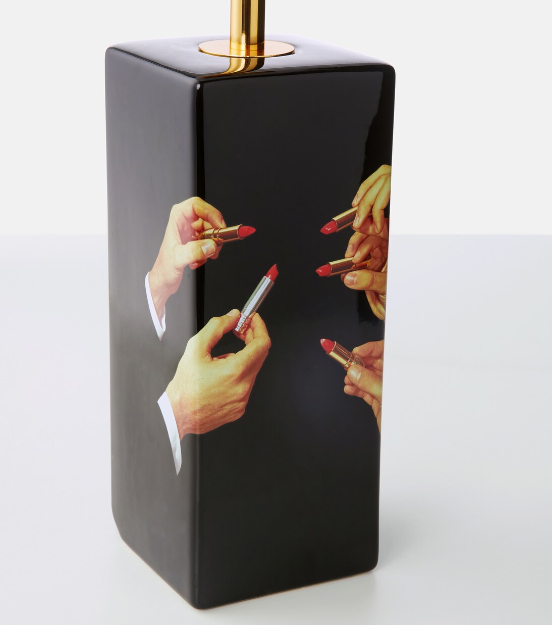 x Toiletpaper Lipstick table lamp, US plug | Seletti