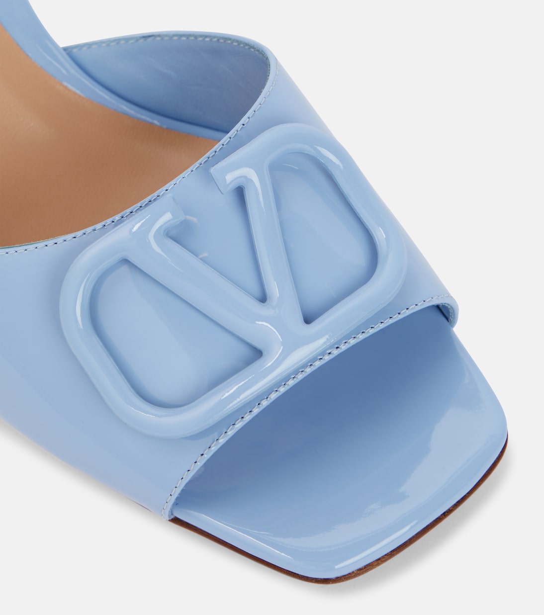 Pantoletten VLogo Signature 60 aus Lackleder | Valentino Garavani