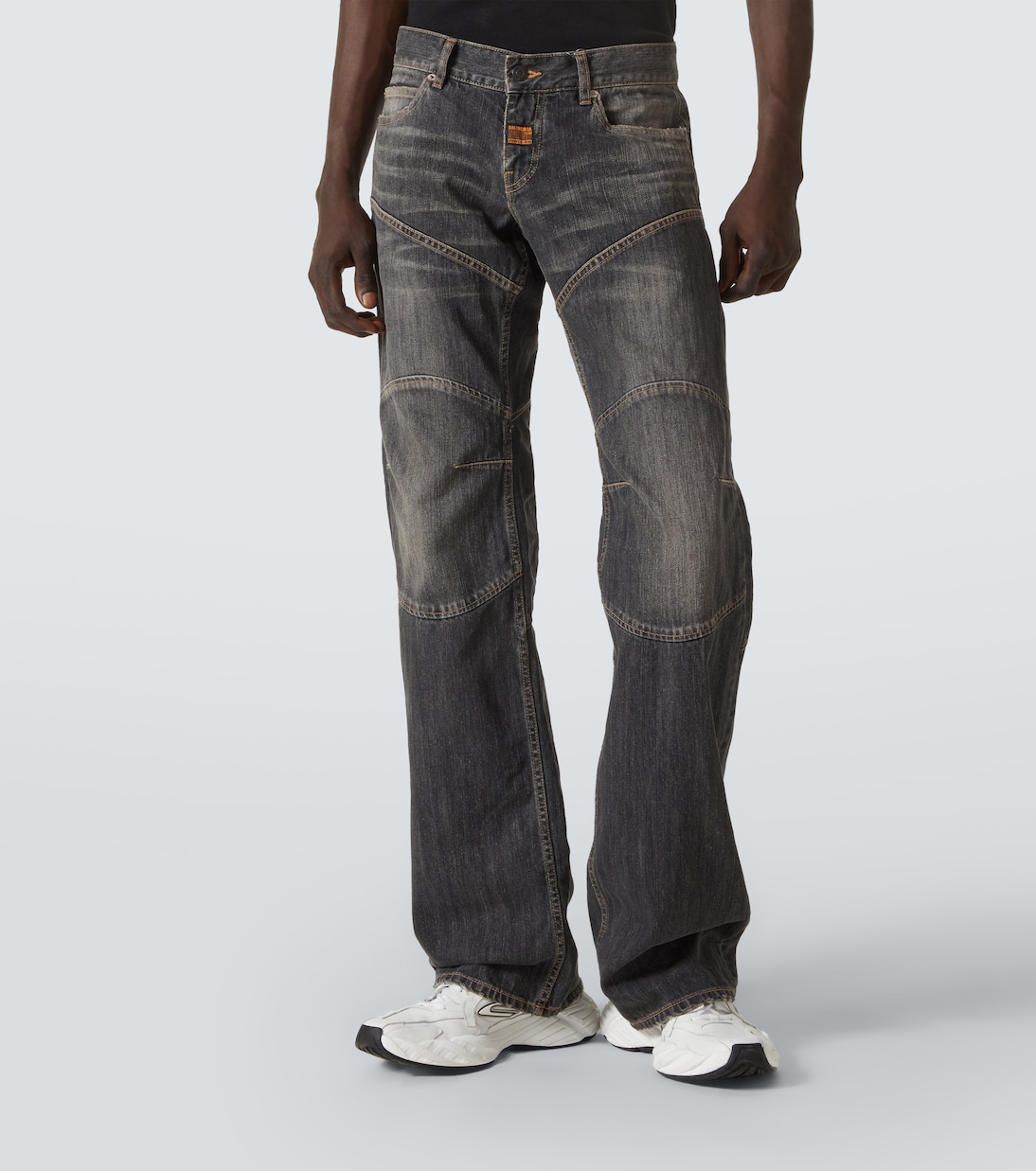 Distressed low-rise wide-leg jeans | Balenciaga