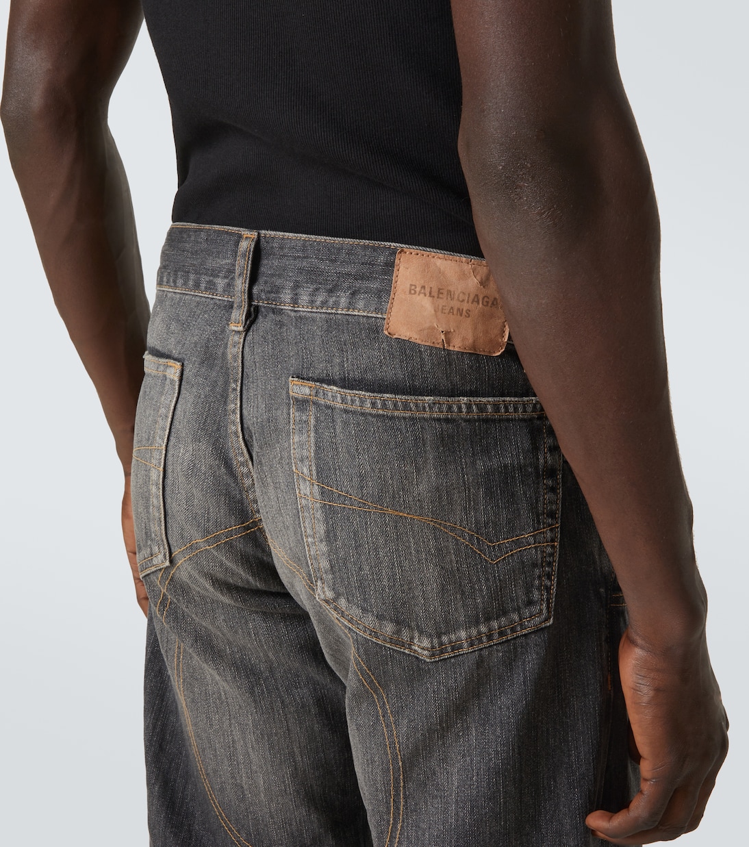 Distressed low-rise wide-leg jeans | Balenciaga