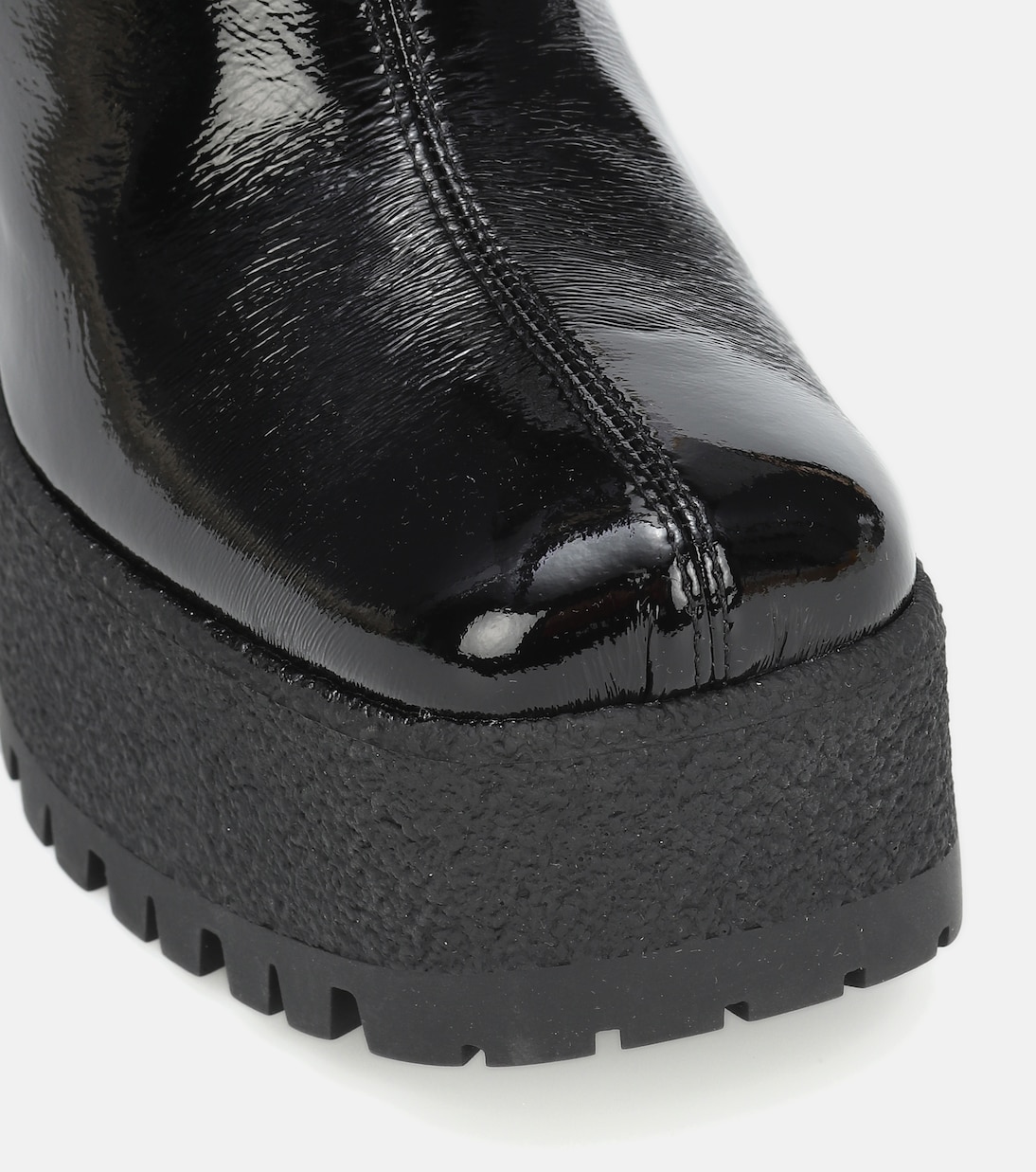 Stivaletti in vernice tech con plateau | Miu Miu