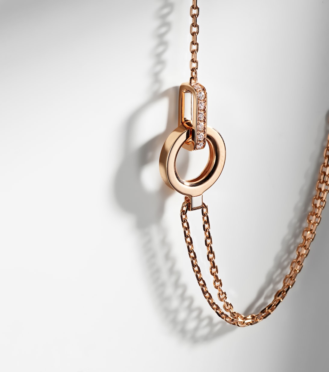 Bracciale in oro rosa 18kt con diamanti, stile giovane e moderno, REPOSSI