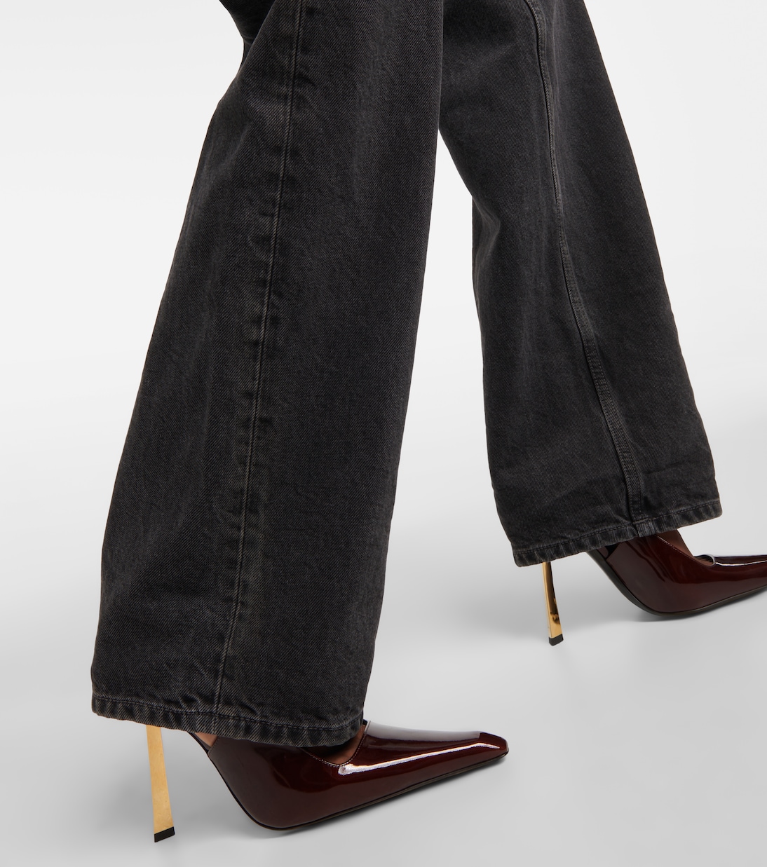 Jeans Saint Laurent de Corte Alto y Pierna Ancha para Jóvenes Modernos