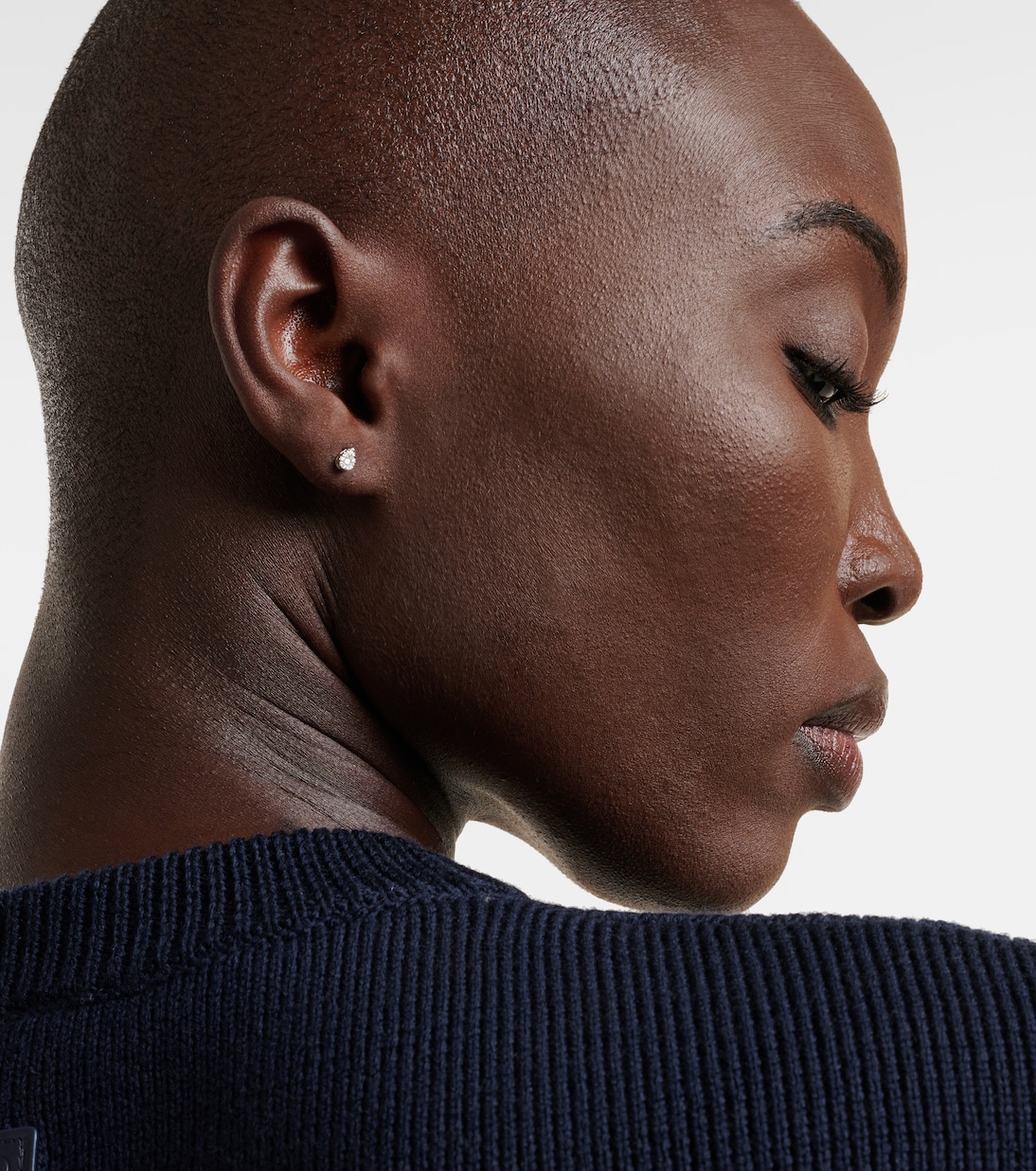Boucle d'oreille unique Piercing en or blanc 18 ct et diamants | Persée