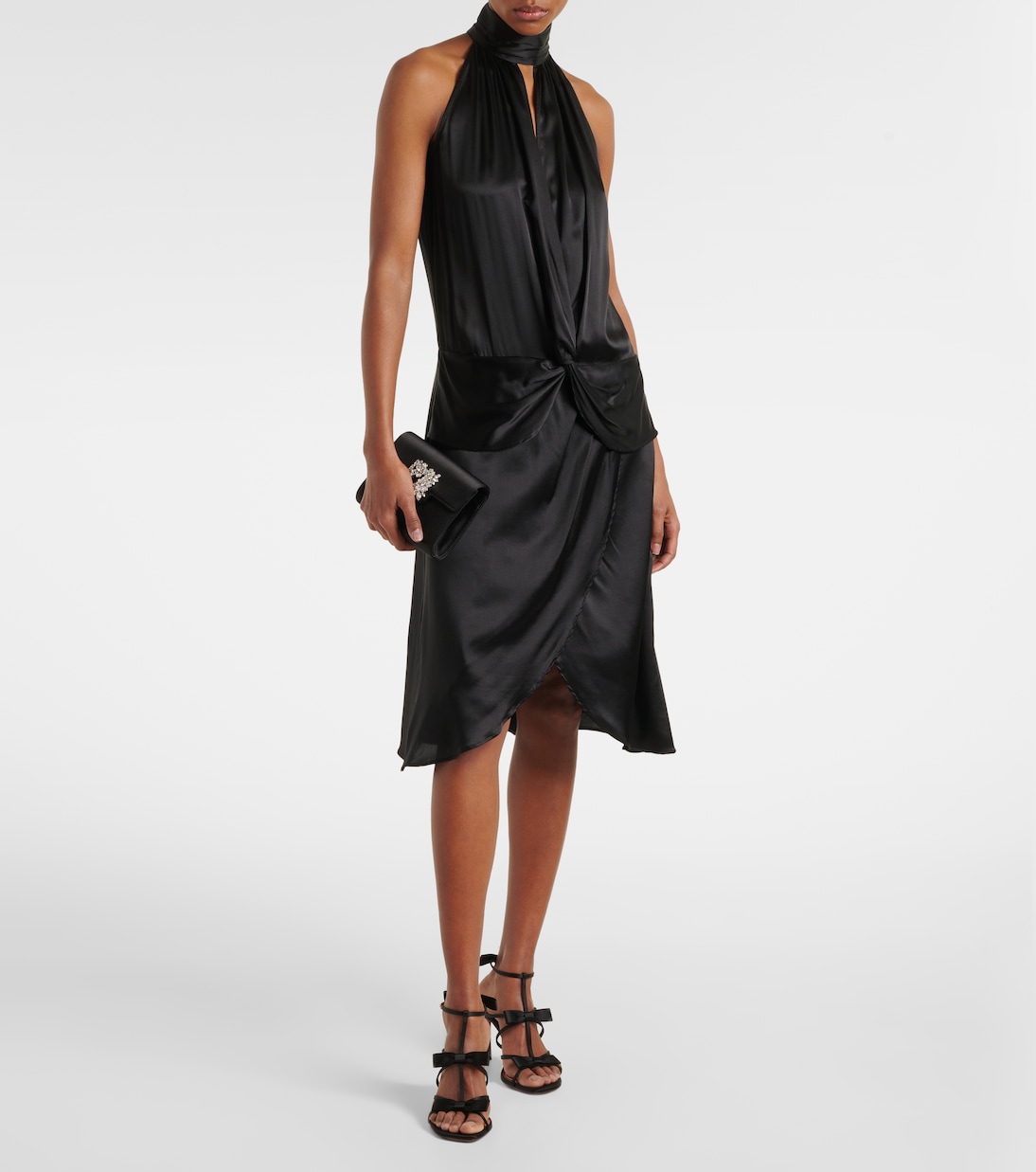 Vestido corto de satén con cuello halter | Nina Ricci