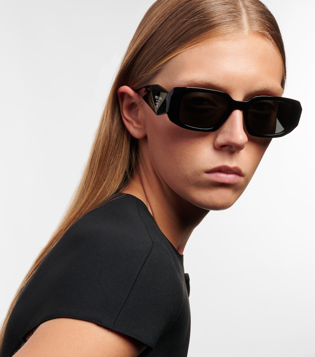 Occhiali da sole rettangolari PRADA con logo distintivo