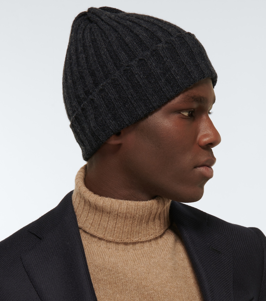 Berretto in cashmere a coste | Thom Sweeney