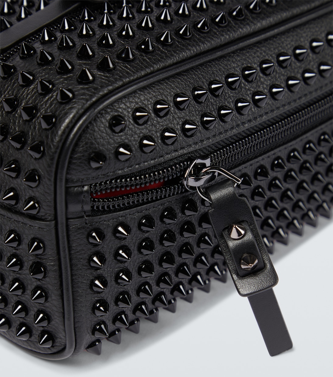 Kosmetiketui Blaster aus Leder | Christian Louboutin