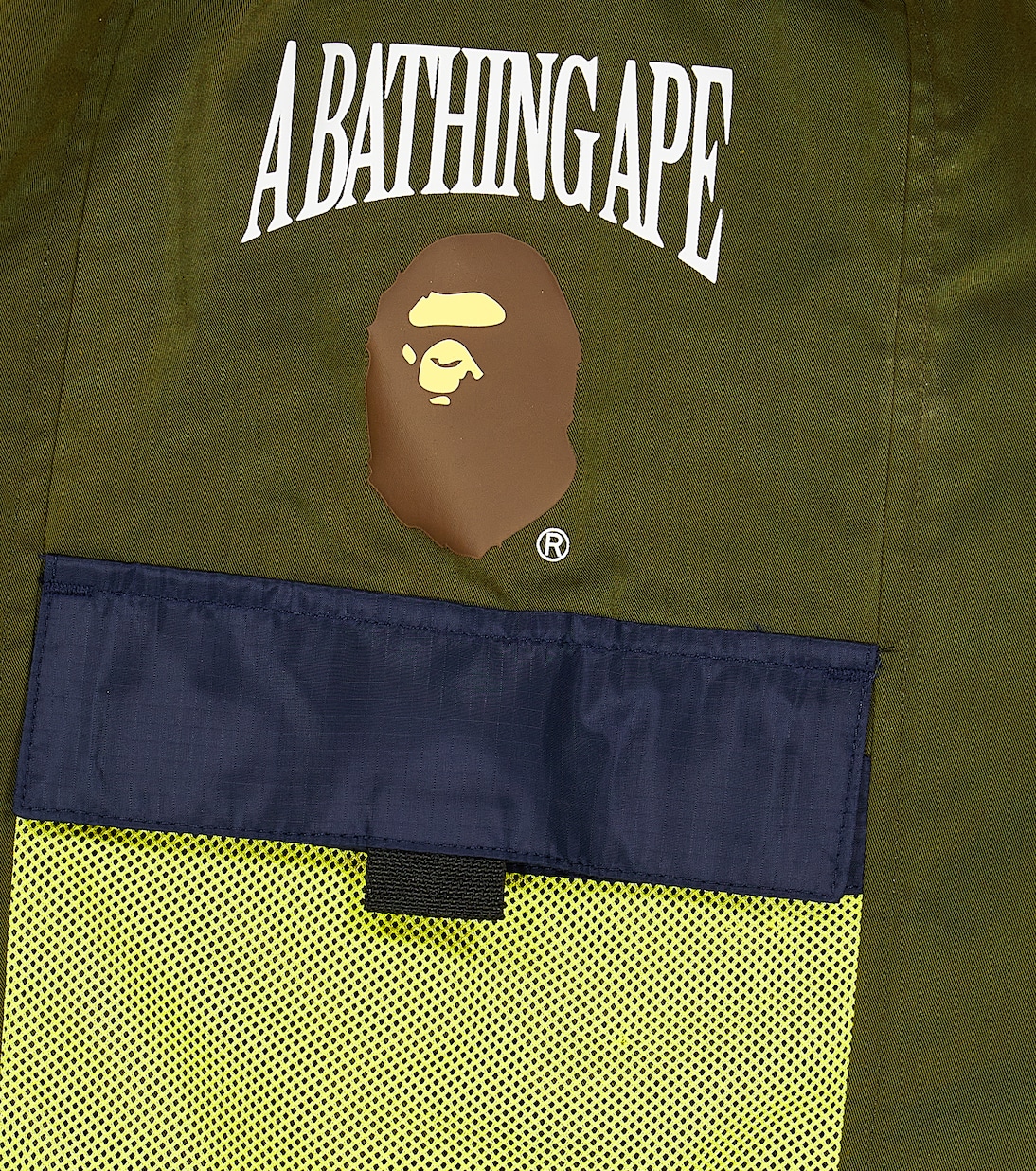 Logo mesh-trimmed cargo shorts | BAPE Kids