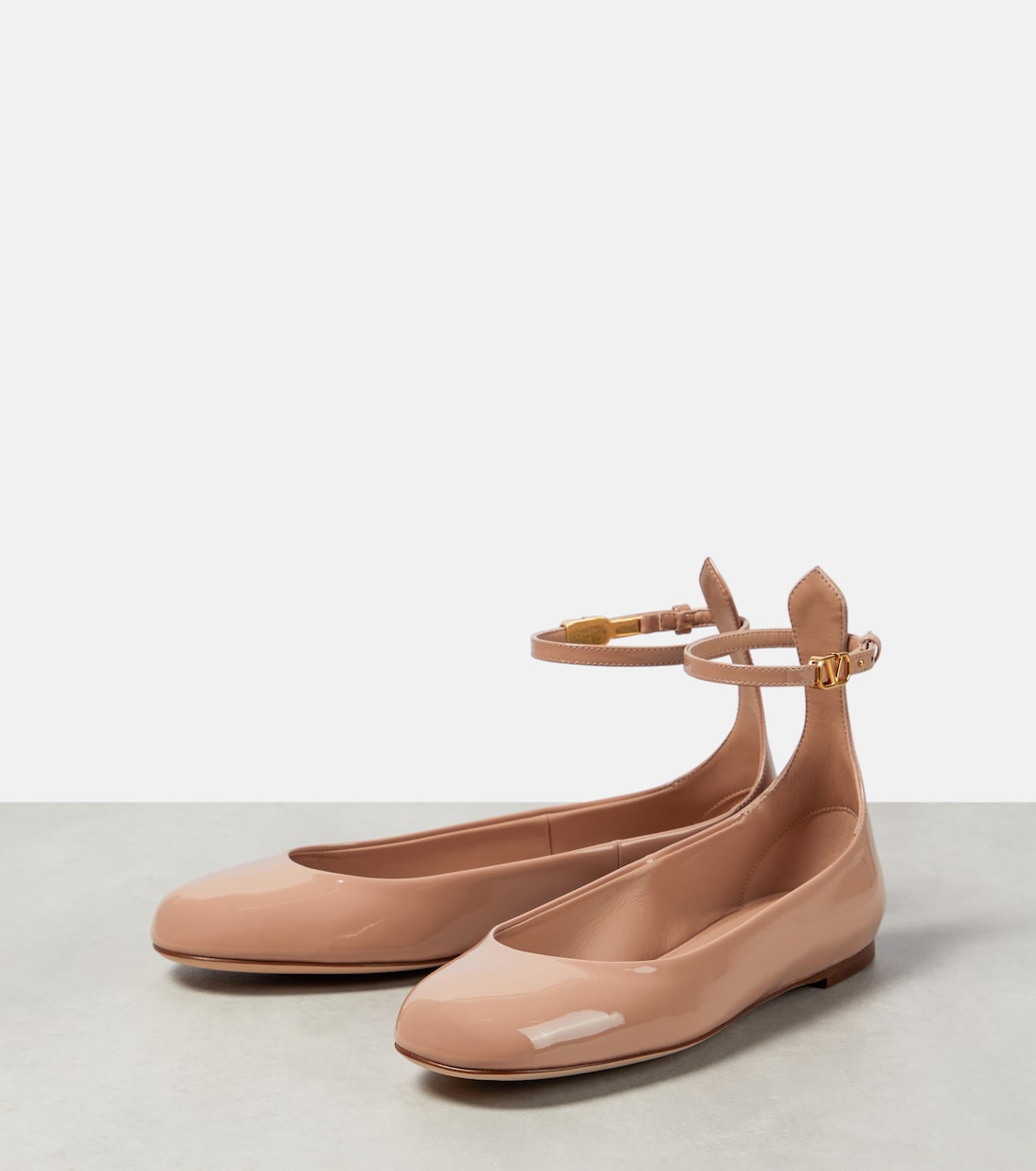 Tan-Go patent leather ballet flats | Valentino Garavani