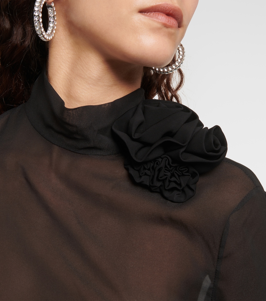 Blusa in seta con applicazione floreale | Magda Butrym