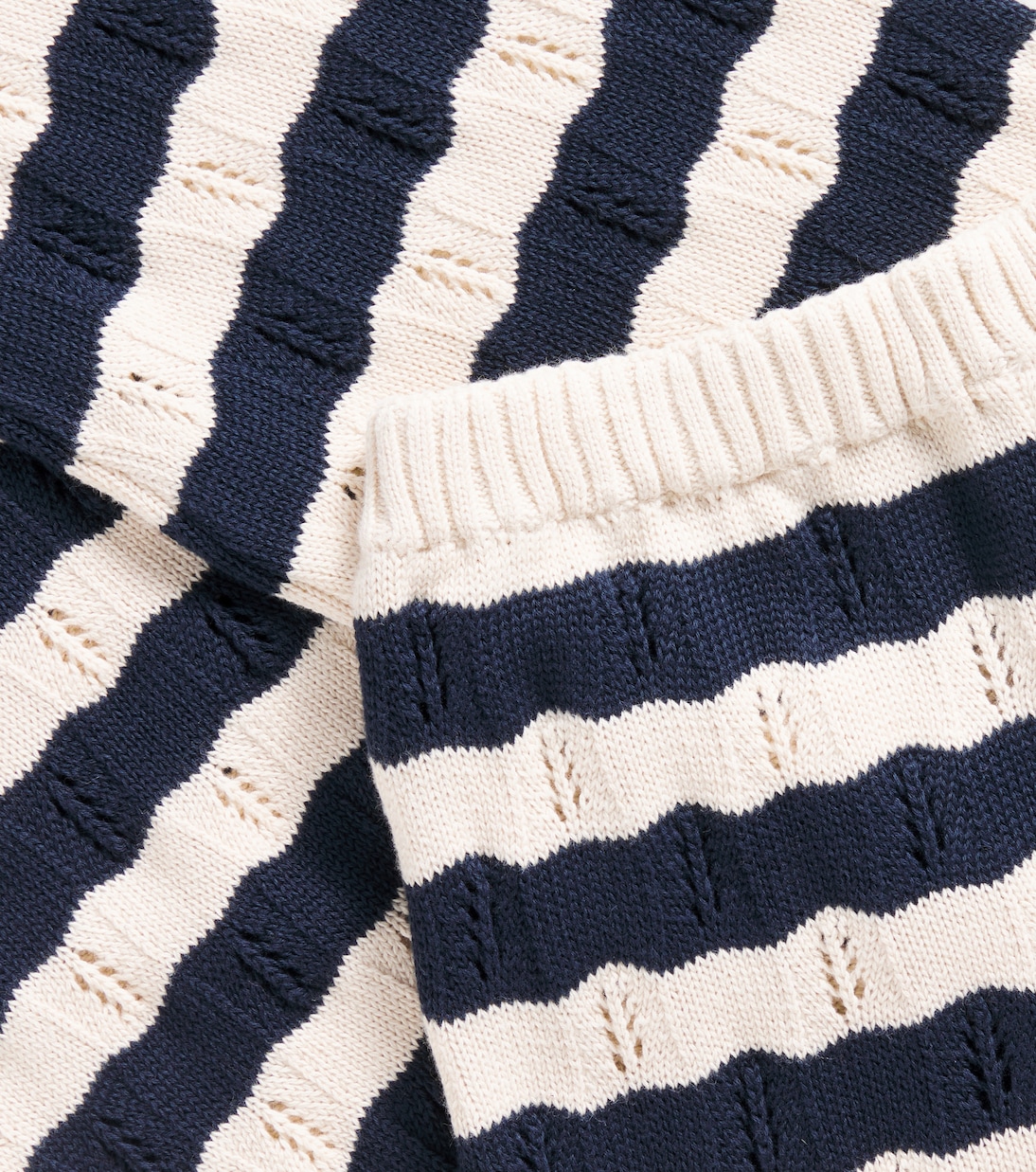 Hose Marina aus Häkelstrick | The New Society