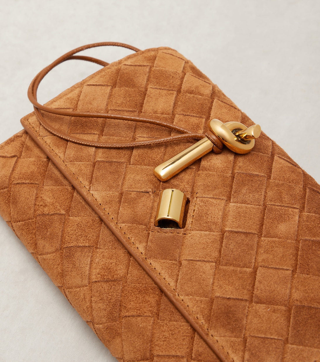 Bolso cruzado Andiamo Mini de ante Intrecciato | Bottega Veneta