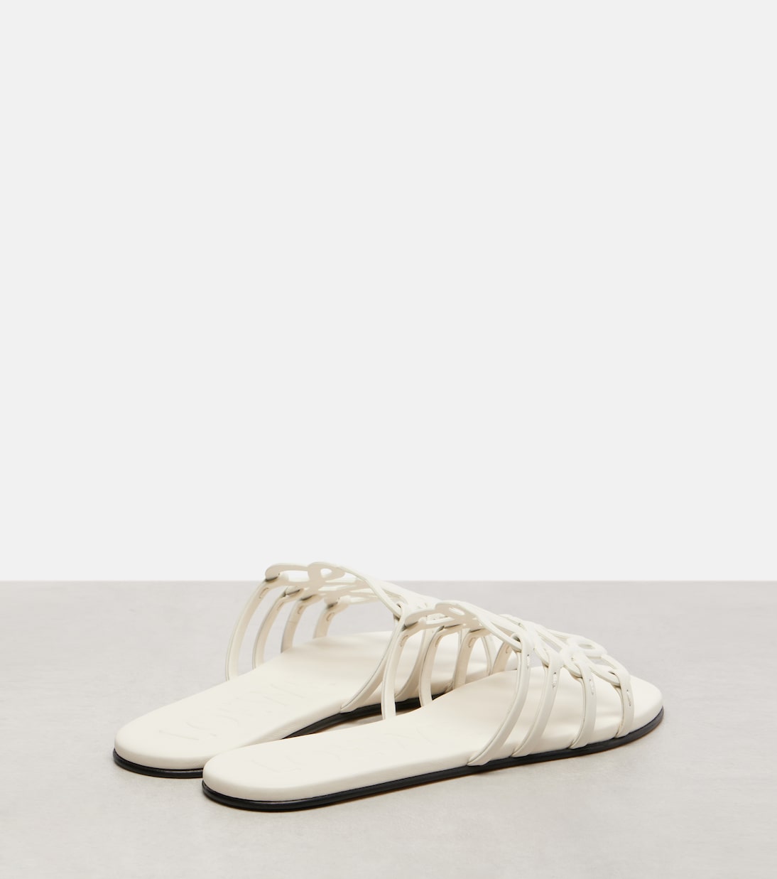 Pantoletten Petal Anagram aus Leder | Loewe