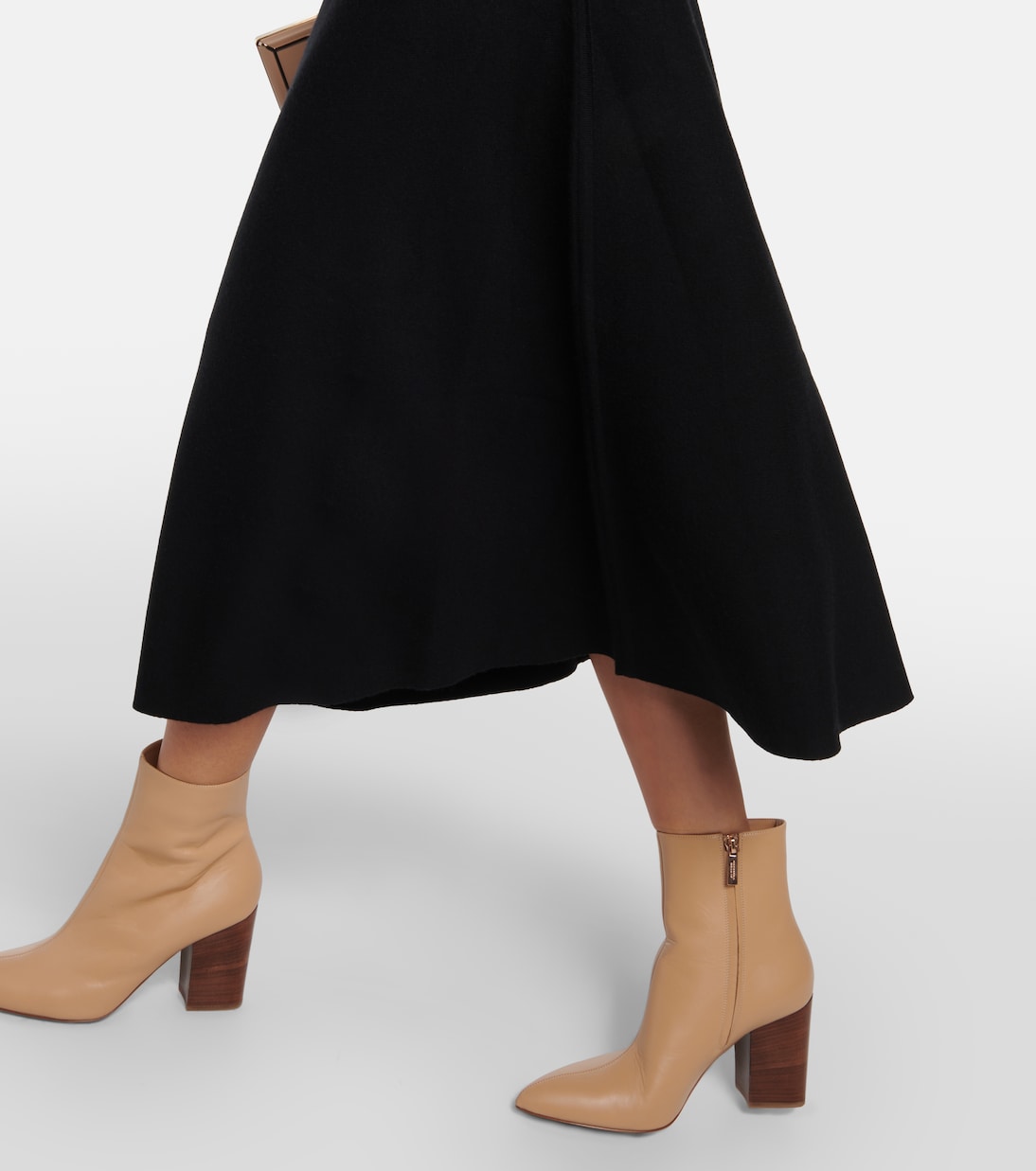 Vestido juvenil de lana, cachemira y seda estilo Seymore de Gabriela Hearst