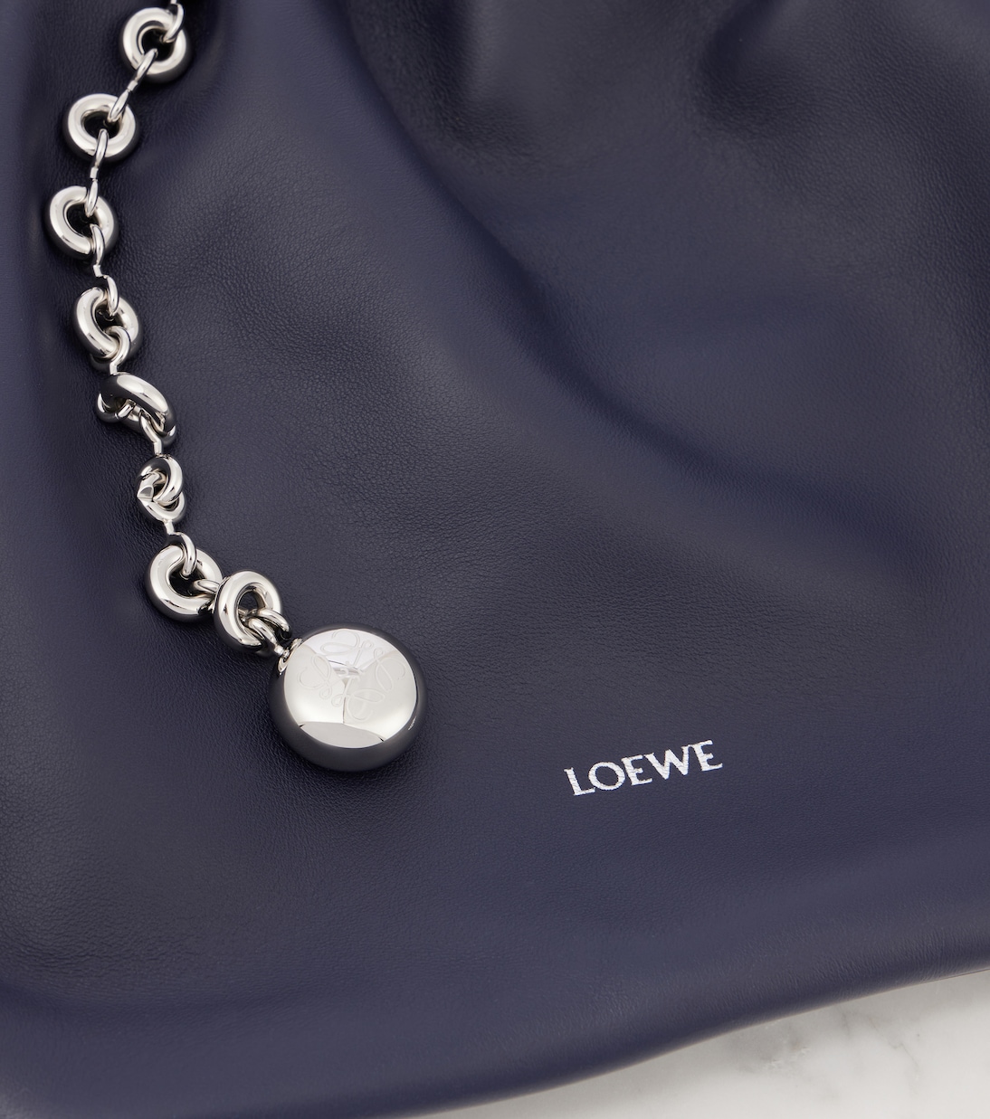 Squeeze Medium leather shoulder bag | Loewe