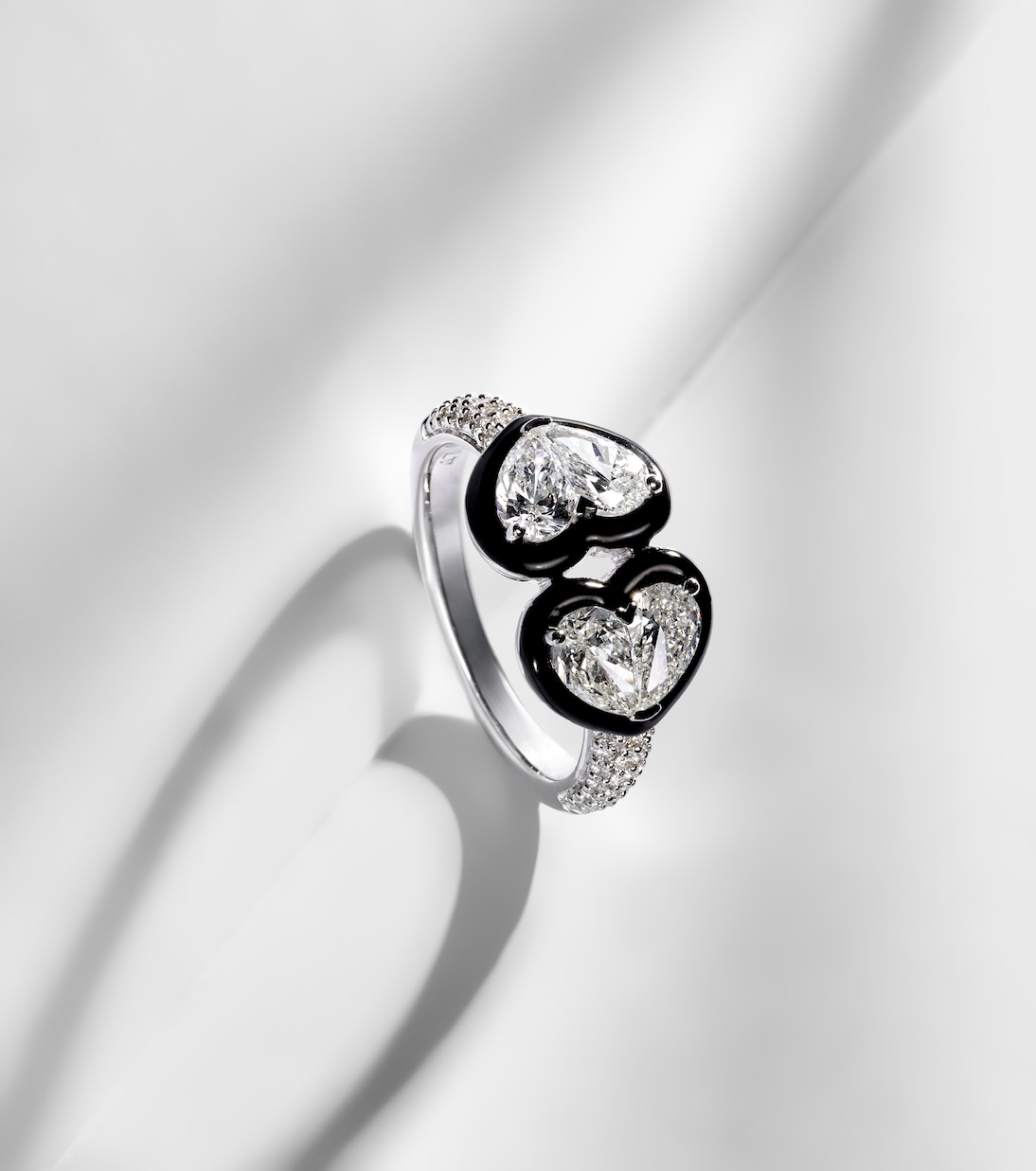 Anello Heart in oro bianco 18kt con diamanti | Kamyen
