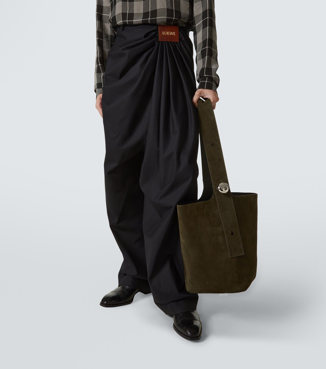 Secchiello Pebble Large in suede | Loewe