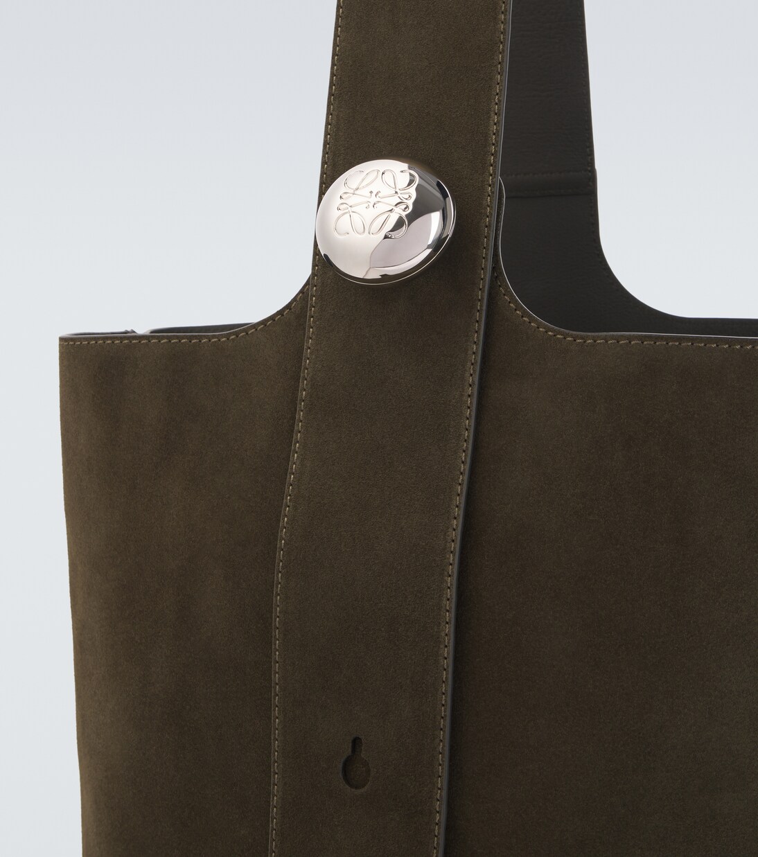 Secchiello Pebble Large in suede | Loewe