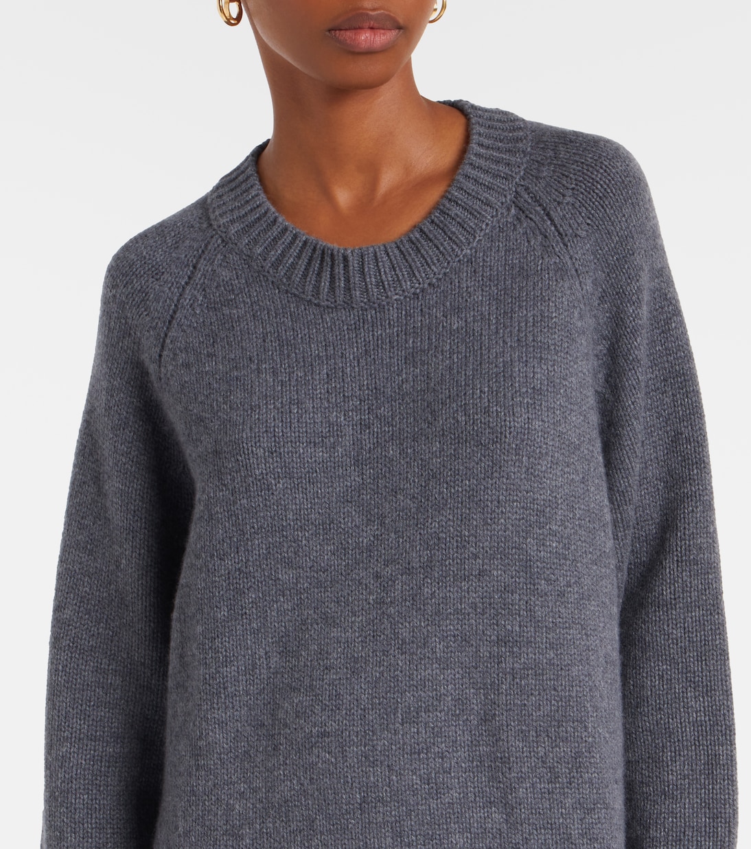 Anine cashmere sweater | Lisa Yang