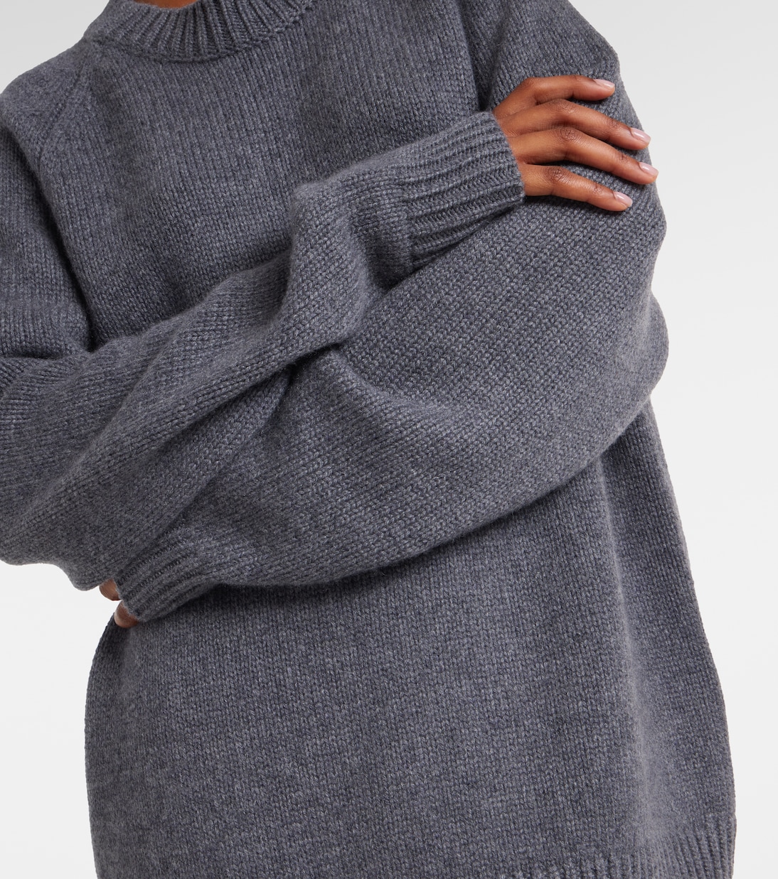 Anine cashmere sweater | Lisa Yang