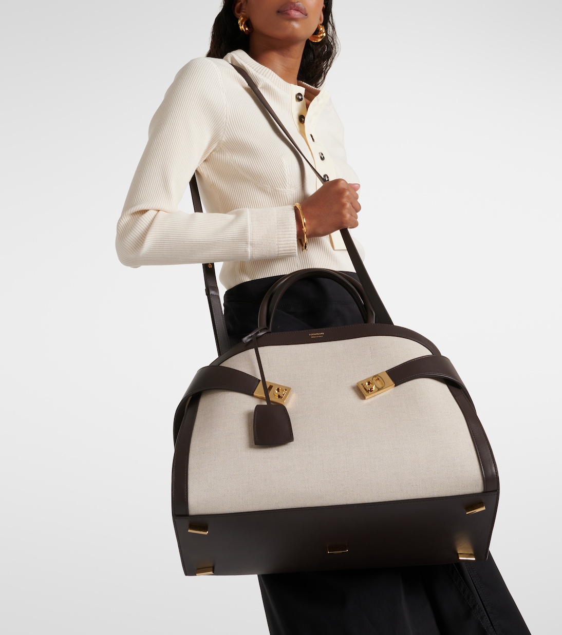 Hug Medium canvas and leather tote bag | Ferragamo