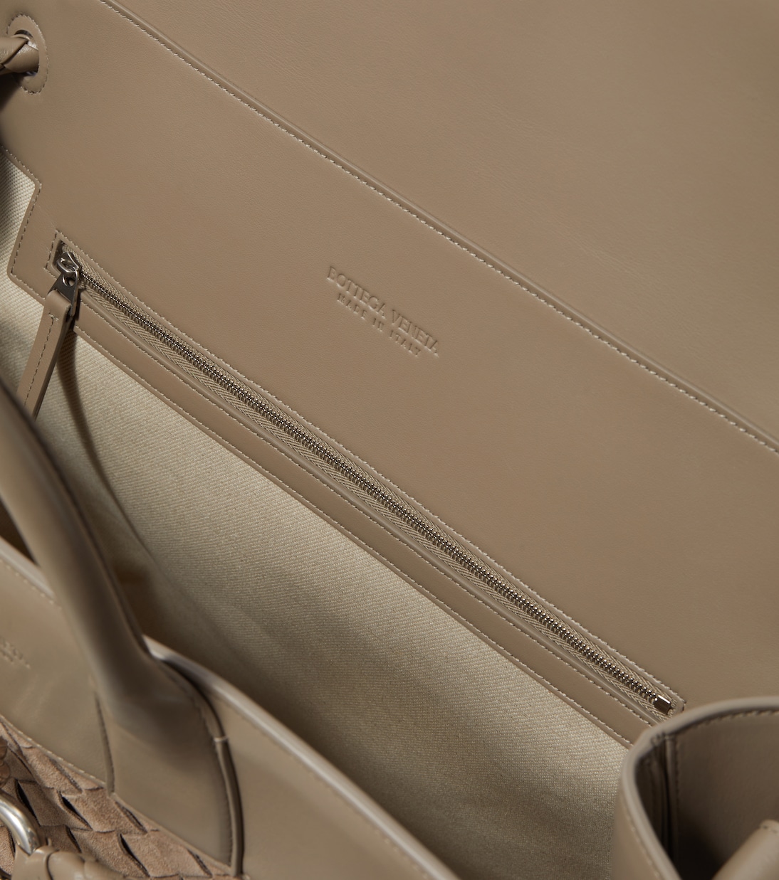 Andiamo Voyager suede and leather tote bag | Bottega Veneta