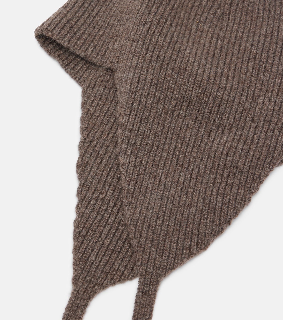 Soizic ribbed-knit cashmere hat | The Row