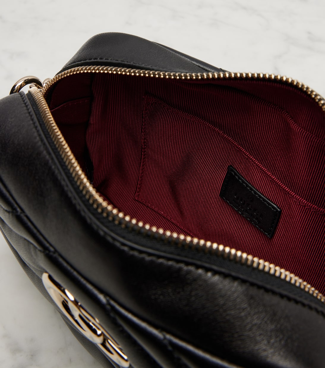 GG Marmont Small leather crossbody bag | Gucci