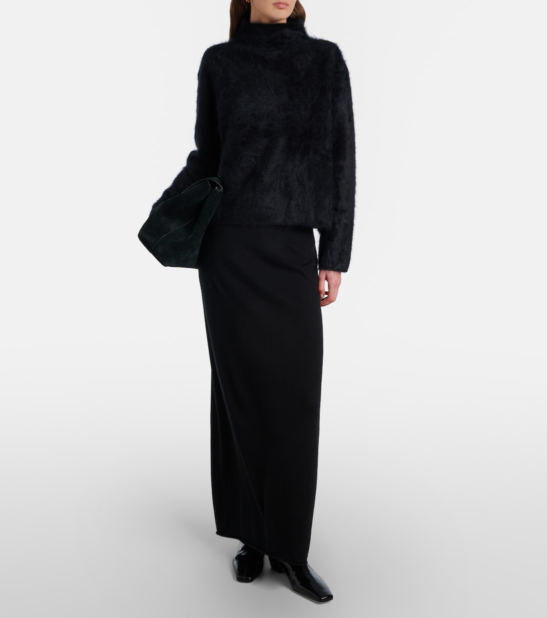 Cashmere sweater | Lisa Yang