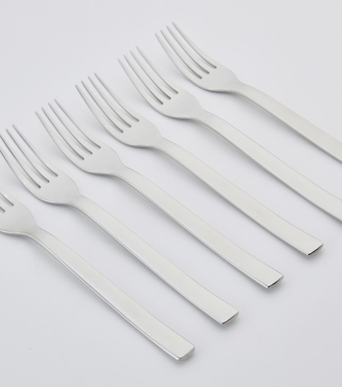 Ovale 24-piece utensils set | Alessi