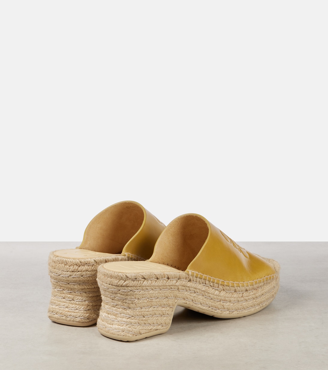 Espadrille-Pantoletten Petal Anagram aus Leder | Loewe