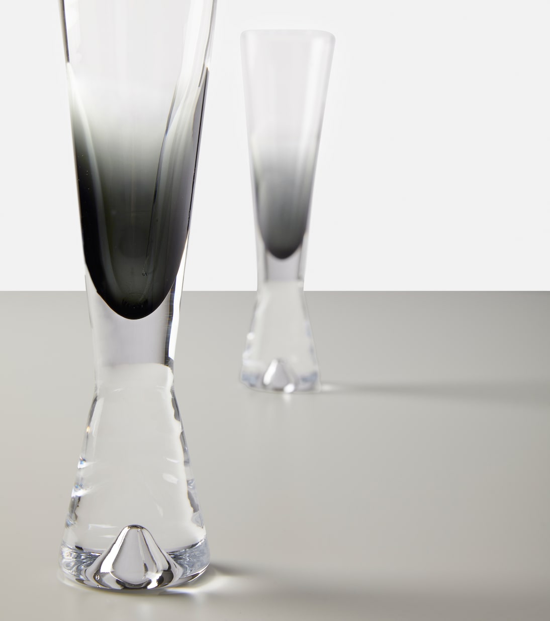 Tank set of 2 champagne flute glasses | Tom Dixon