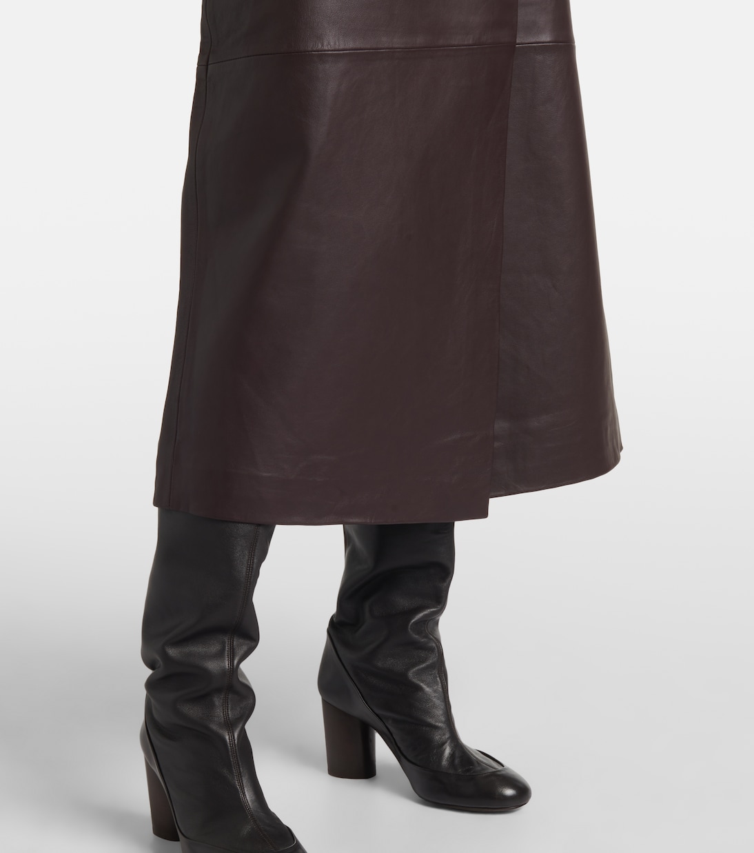 Jupe portefeuille Hedi en cuir | The Frankie Shop