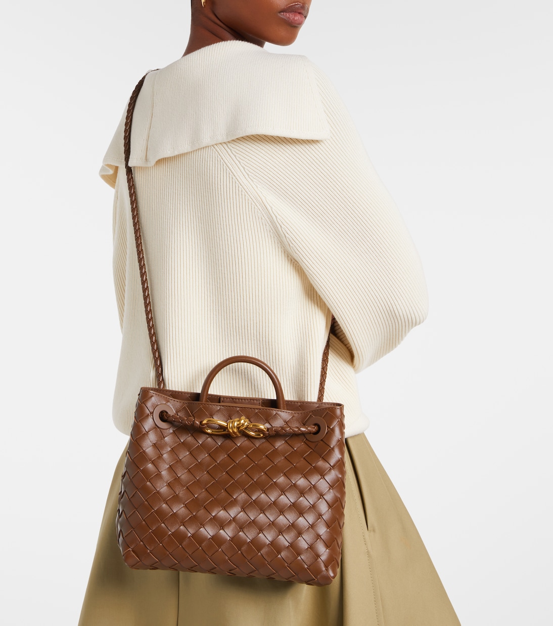 Andiamo Intrecciato Small leather tote bag | Bottega Veneta