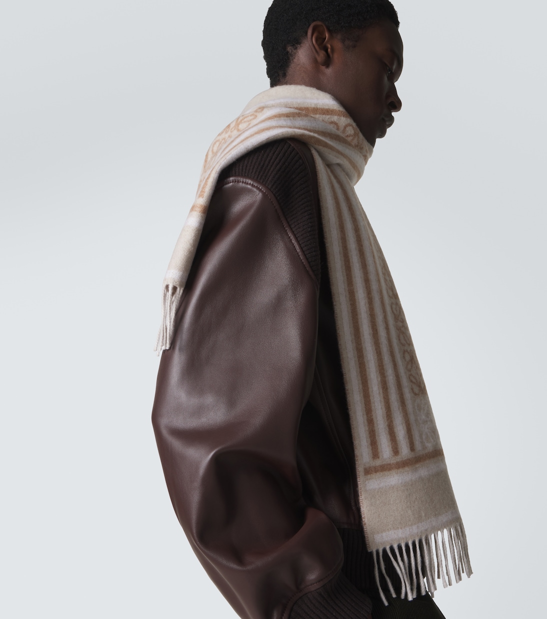 Bufanda de lana y cachemir con anagrama | Loewe