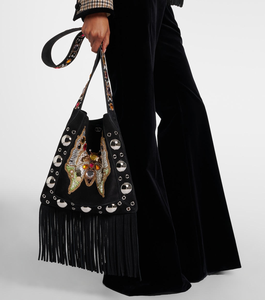 Nellcôte Medium embellished suede shoulder bag  | Valentino Garavani