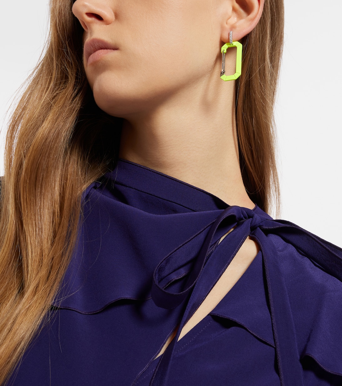 Chiara Big 18kt gold single earring with diamonds | Eéra