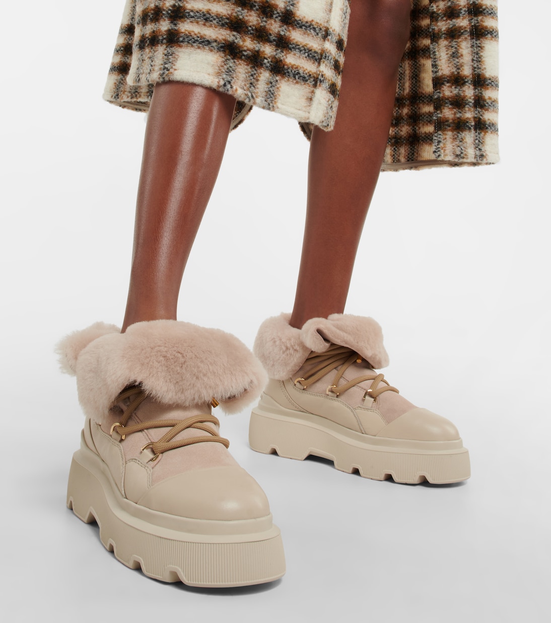 Endurance shearling-lined suede boots | Inuikii