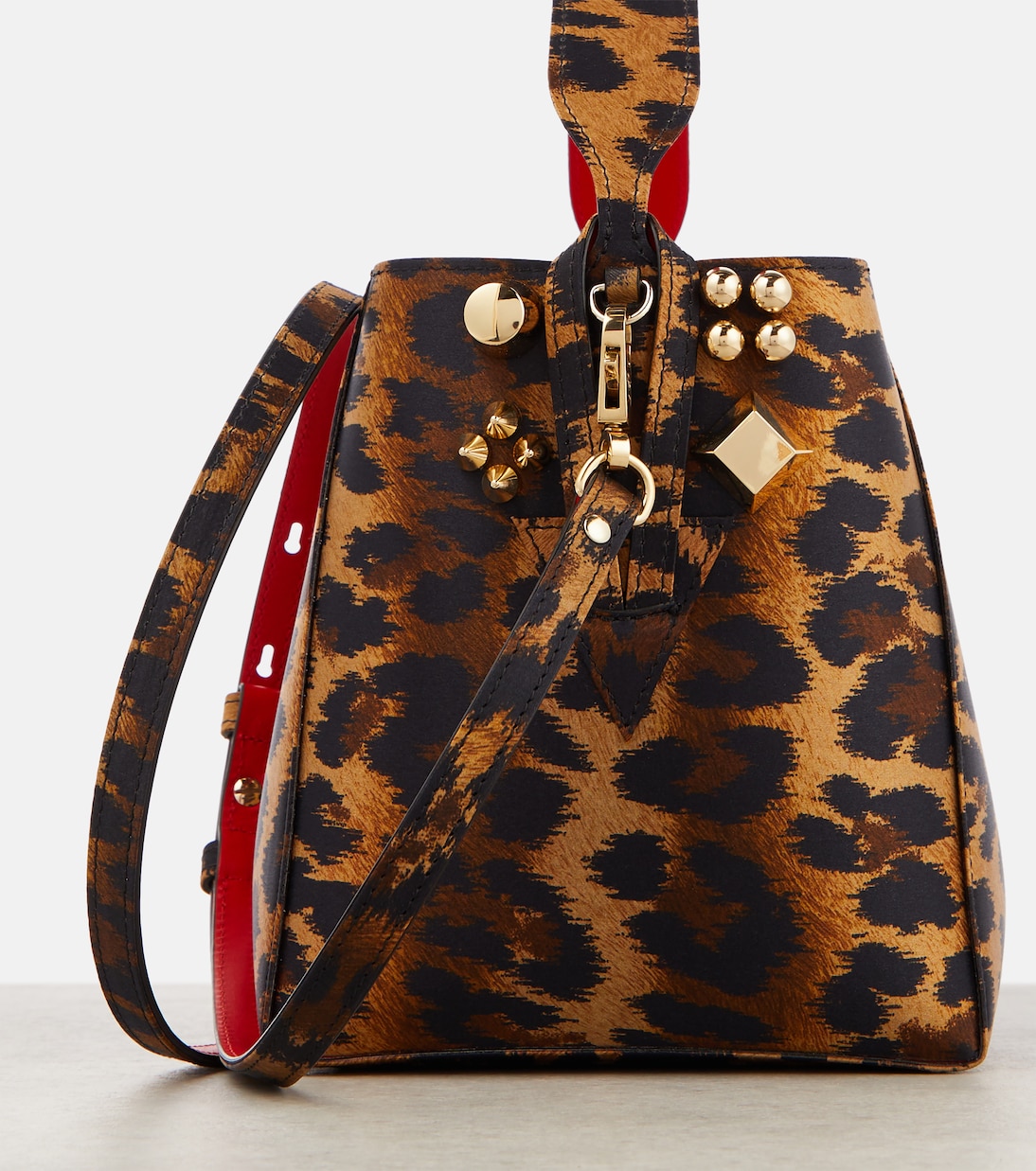 Secchiello Cabachic Mini in raso | Christian Louboutin