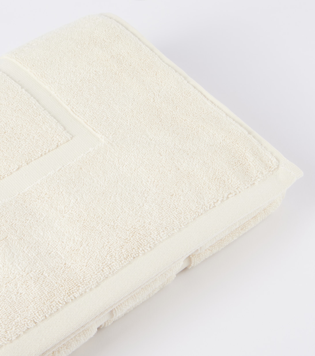 Asciugamano Jacquard in Cotone Ricamato TOTEME per Giovani Stilisti
