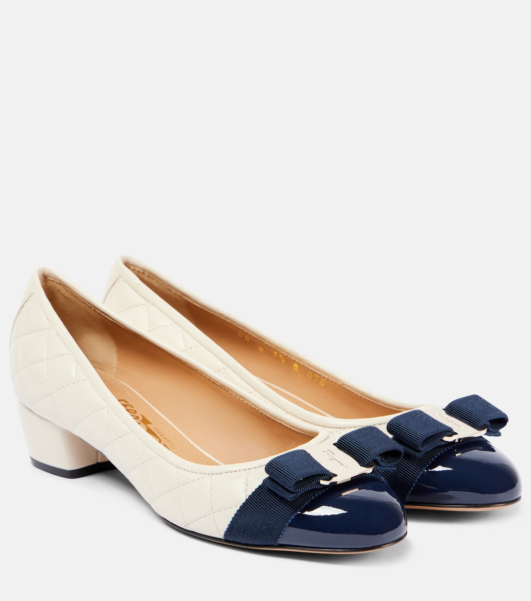 Vara leather pumps | Ferragamo