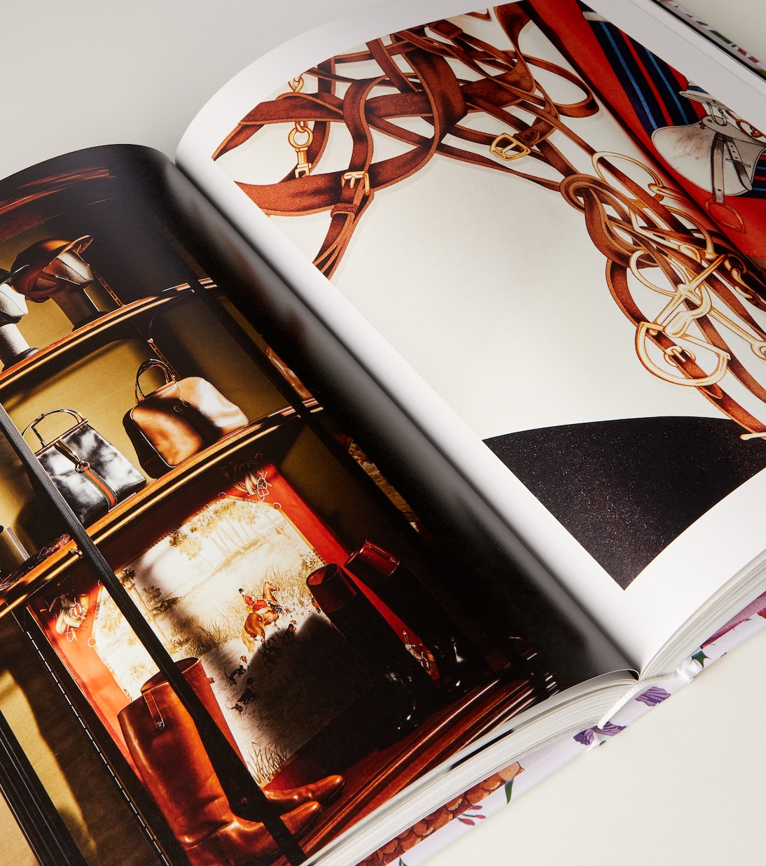 Libro Gucci: The Art Of Silk | Assouline