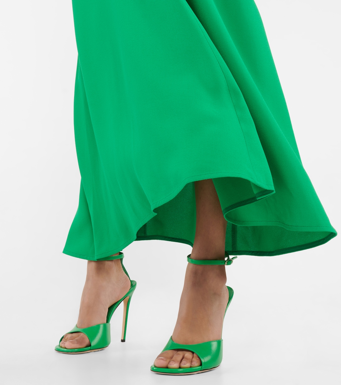 Abito midi in crêpe con scollo a V | Victoria Beckham